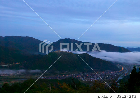 竹田城址 早暁 遠景 竹田城址 早暁 遠景 35124283