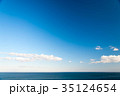 Minimalistic Seascape 35124654
