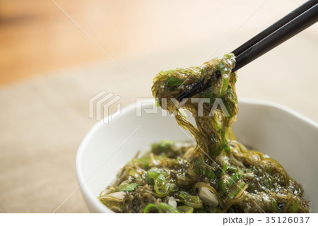 刻み昆布の和え物 35126037
