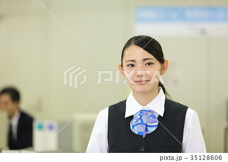 銀行 窓口 受付 銀行 窓口 受付 35128606