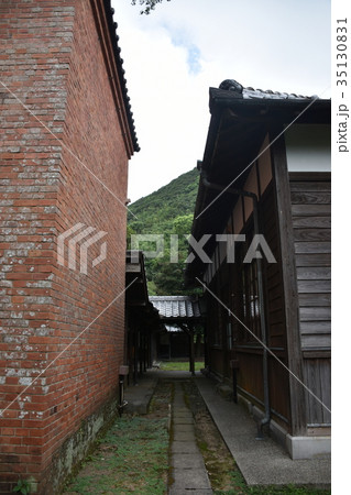 旧三角簡易裁判所と記録倉庫 35130831