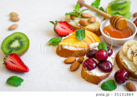 Selection of summer natural healthy snacksの写真素材 [35131864