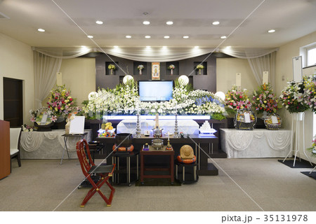 お葬式イメージ（遺影なし） 35131978