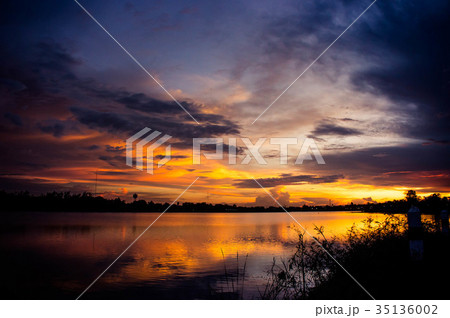 Lanscape lake view park and twilight sunset Lanscape lake view park and twilight sunset 35136002