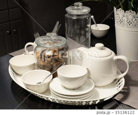 Tea Pot with Empty Cup on The Table 35136122
