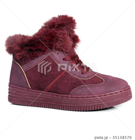 Women's shoes in wine color 35138570