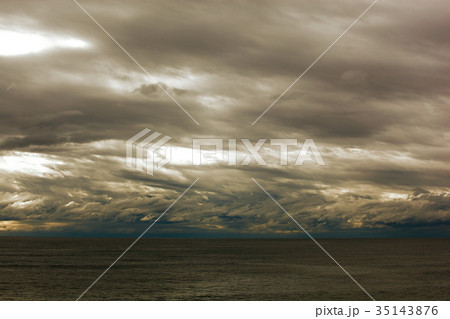 積乱雲 35143876