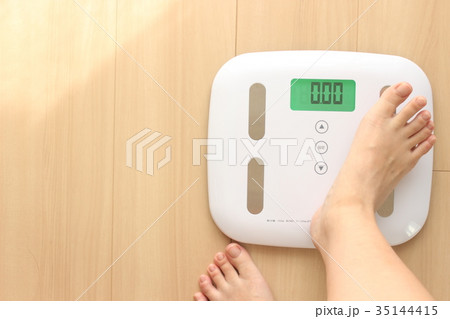体重計 35144415