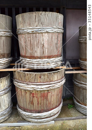 木製の桶 35148543