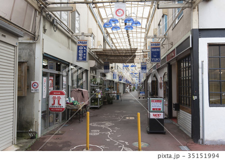 長野県大町市の街並み 長野県大町市の街並み 35151994
