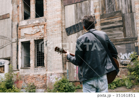 musician guitar player artist performer serenade 35161851