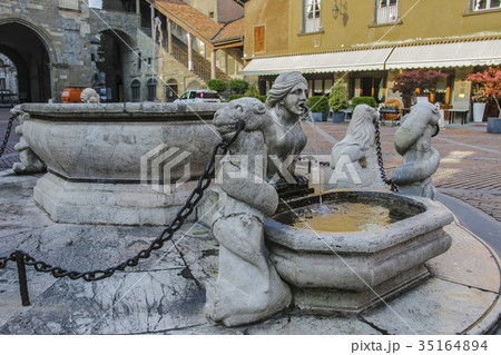 Beautiful old fountain in the center of Bergamo Beautiful old fountain in the center of Bergamo 35164894
