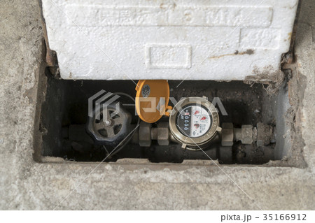 住宅 水道メーター 35166912