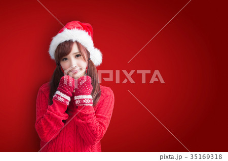 christmas beauty woman 35169318