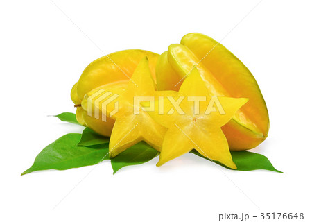 star apple fruit with green leaves isolated  35176648