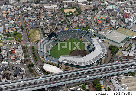 阪神甲子園球場を空撮 35178689