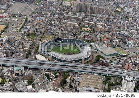 阪神甲子園球場を空撮 阪神甲子園球場を空撮 35178699