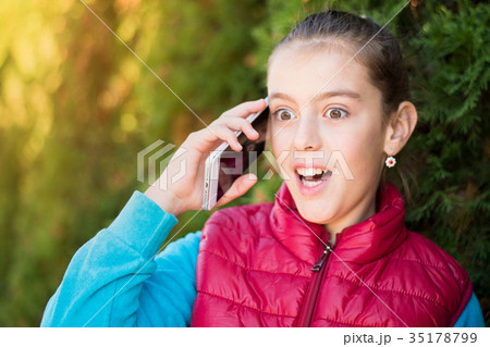 Girl with smartphone  35178799