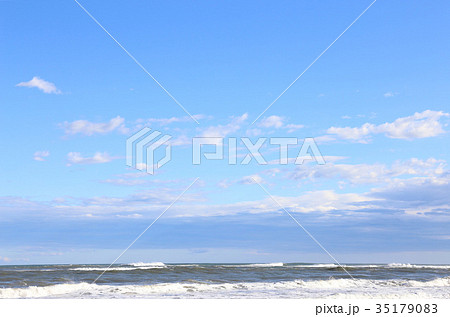 台風一過の海岸　茨城県日立市 35179083