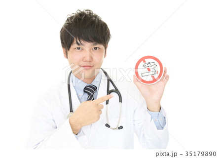禁煙を勧める医師 35179890
