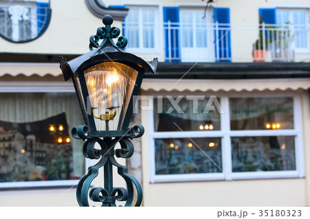 Christmas street lamp light background 35180323