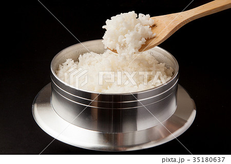 釜炊きのご飯 35180637
