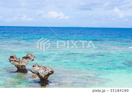 【沖縄・古宇利島】ハートロック 35184190