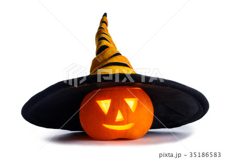 Halloween pumpkin with witches hat 35186583