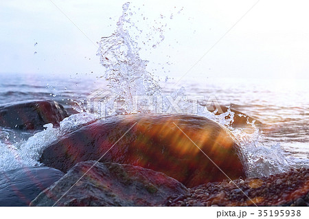 Splashes from the strong waves 35195938