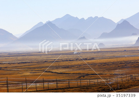 Tibetan landscape travel 35197339