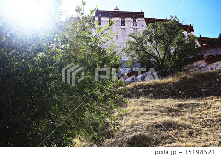 city view in Tibet china 35198521