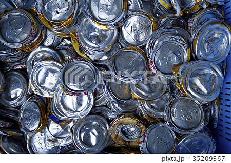 空き缶リサイクル 35209367