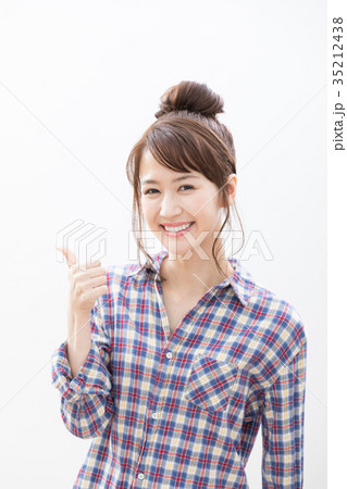 若い女性 グッド 若い女性 グッド 35212438