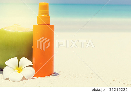 Tube lotion with sunblock 35216222