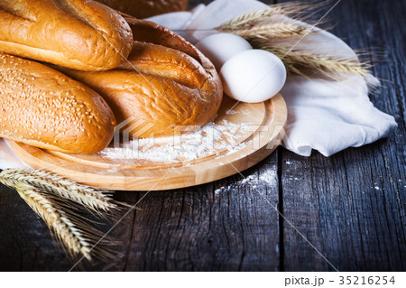 Freshly baked bread in assortment Freshly baked bread in assortment 35216254