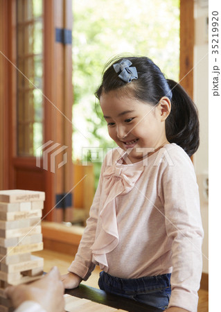 ゲーム 笑顔 微笑 35219920