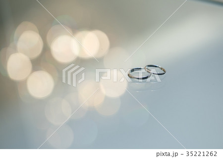 重なる結婚指輪 重なる結婚指輪 35221262