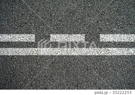 white lines and dashed lines on the asphalt road 35222253
