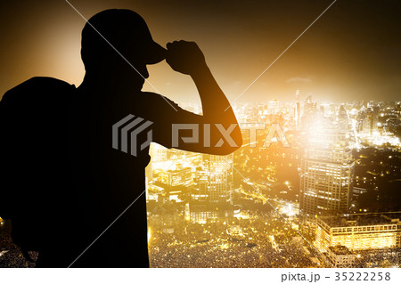 Men's silhouette on the go to see land of gold 35222258