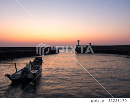 ビーチ 浜辺 渚 35223170
