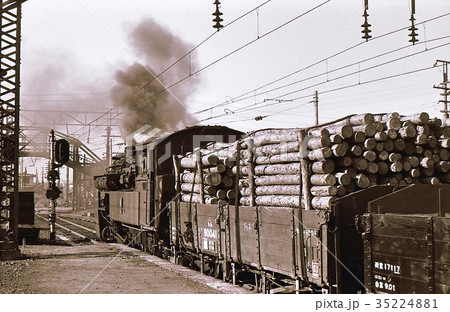 昭和44年　美唄鉄道4号機の発車　美唄鉄道　北海道 35224881