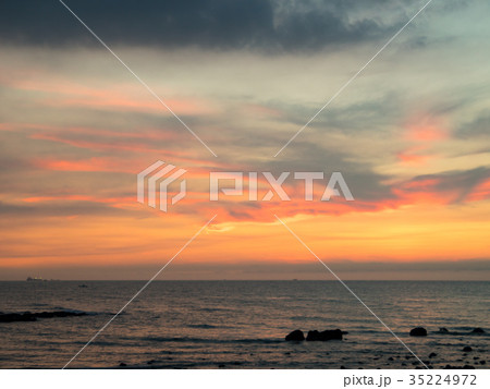ビーチ 浜辺 渚 35224972