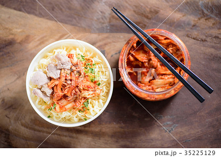 Korean food,instant noodle with kimchi cabbage  35225129