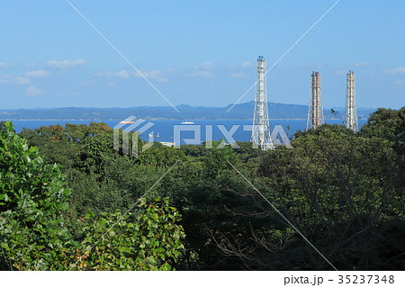 くりはま花の国展望台から望む東京湾 35237348