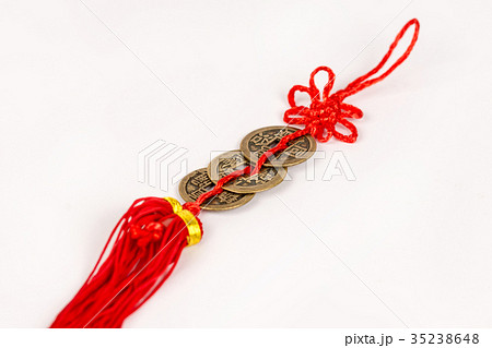 Ancient Feng shui metal lucky coins on the hand 35238648