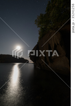 満月の海 35241256
