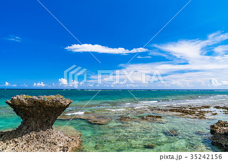 《沖縄県》奥武島・竜宮神 《沖縄県》奥武島・竜宮神 35242156