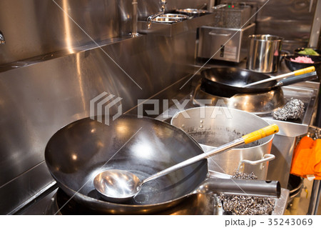 調理場 35243069