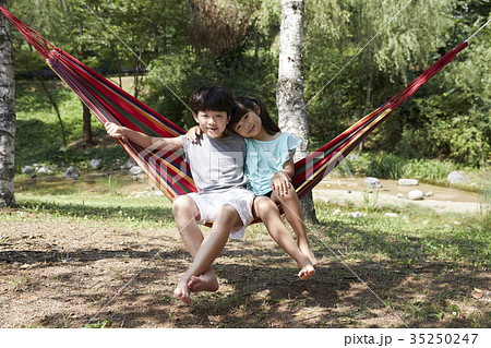 少女 少年 子供 35250247