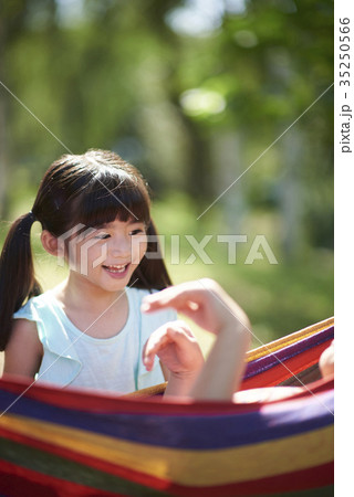 少女 子供 ハンモック 35250566